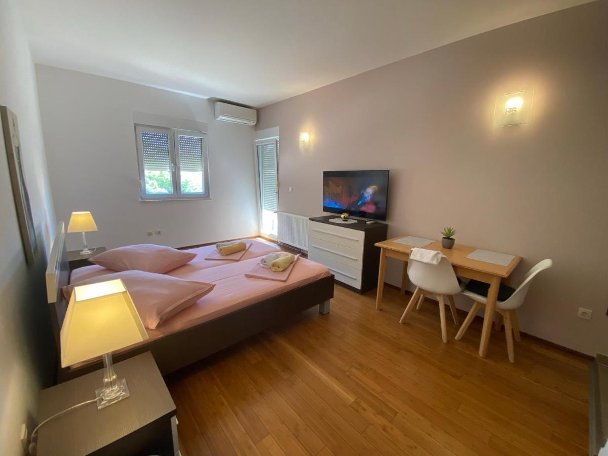 Apartments San Monte Podstrana Exterior photo